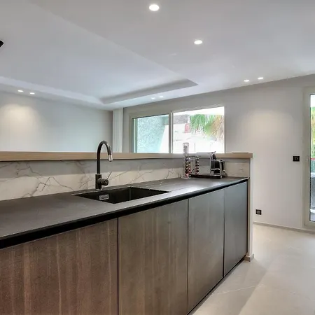 Apartament Luxury Flat With Balcony - Center *