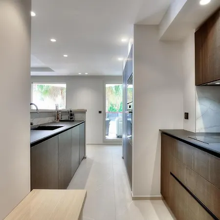 Luxury Flat With Balcony - Center * 칸느