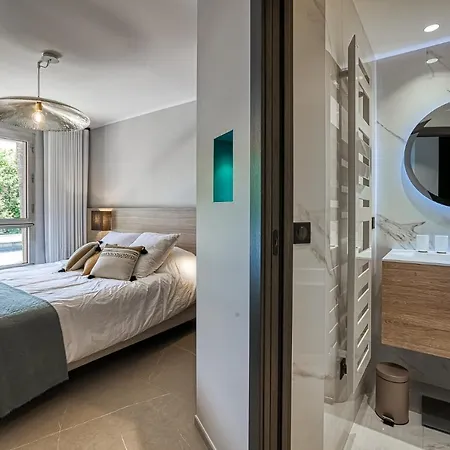 Luxury Flat With Balcony - Center Apartment Cannes